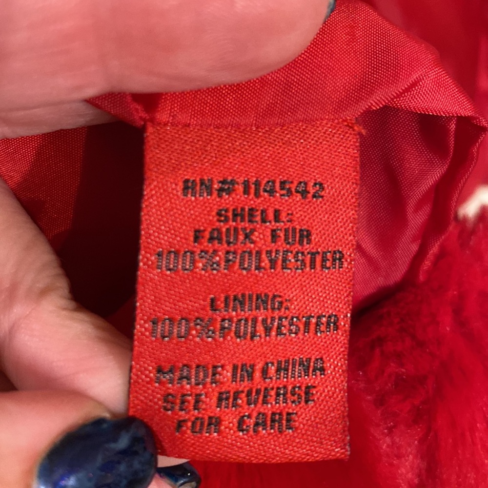 JouJou Juniors red, super soft, faux fur coat with two front functional… - Picture 6 of 11